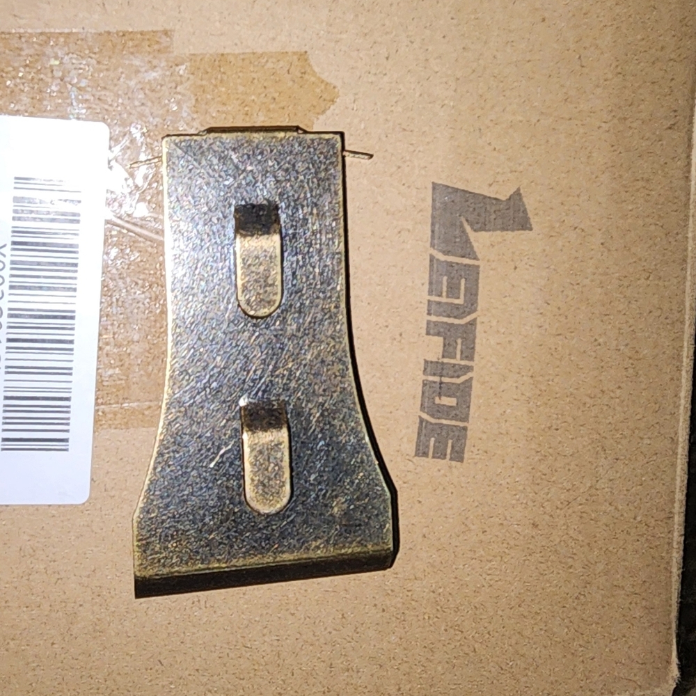Brick clip fasteners - Picture 2 of 3